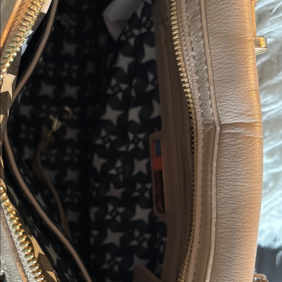 Nicole Lee purse - Picture 4 of 4